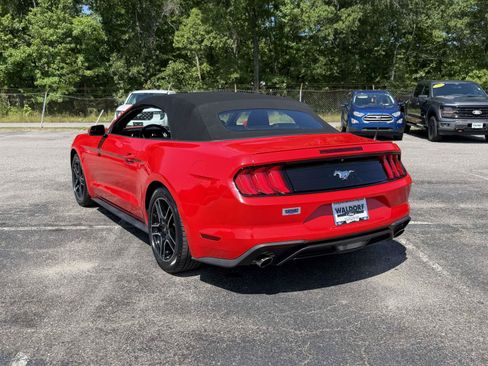 Used 2020 Ford Mustang Premium RWD image 4