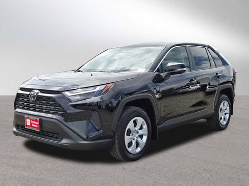 Certified 2025 Toyota RAV4 LE AWD/4WD image 9