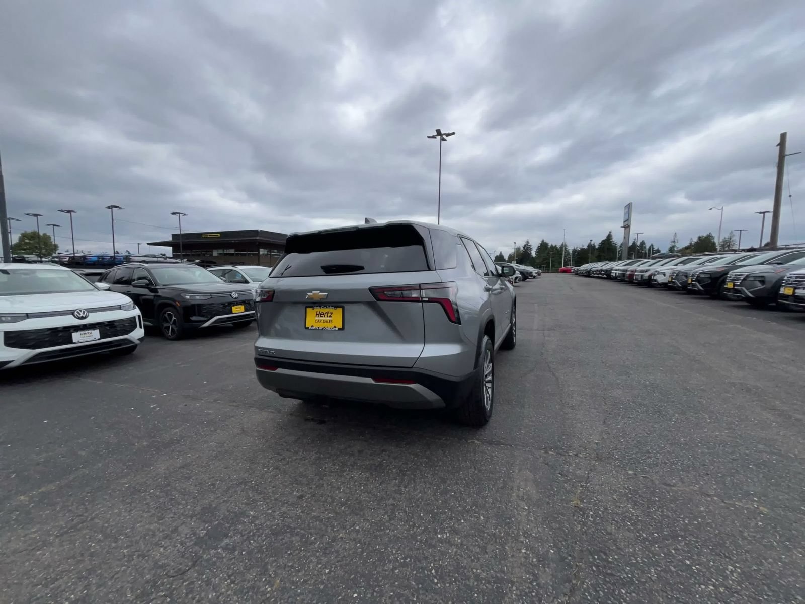 Used 2025 Chevrolet Equinox LT FWD image 14