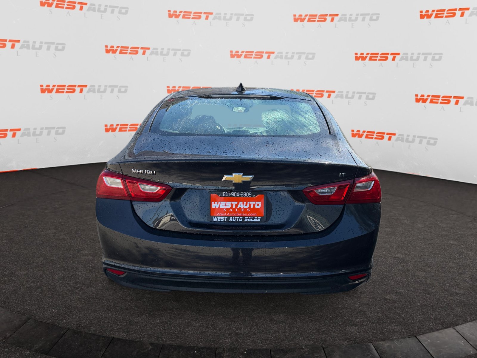 Used 2023 Chevrolet Malibu LT FWD image 4