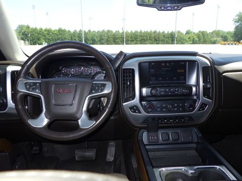 Used 2014 GMC Sierra 1500 SLT w/ SLT Crew Cab Value Package AWD/4WD image 21