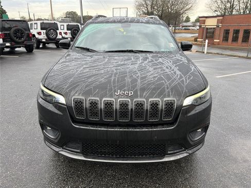 Used 2019 Jeep Cherokee High Altitude image 3