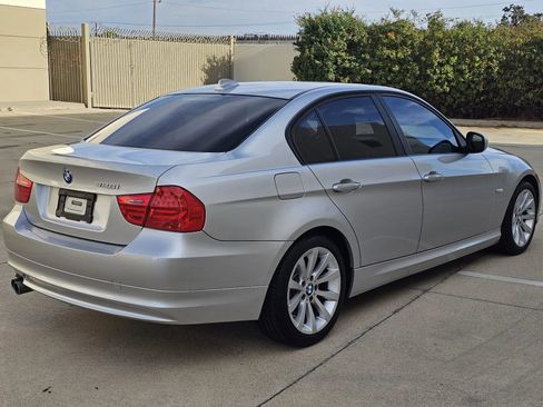 Used 2011 BMW 328i Sedan RWD image 5