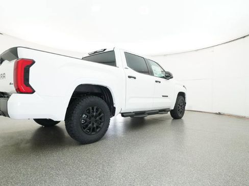 New 2026 Toyota Tundra SR5 AWD/4WD image 28