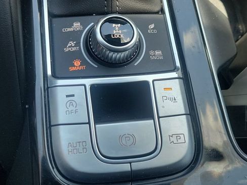 Certified 2025 Kia Telluride SX X-Line AWD/4WD image 31