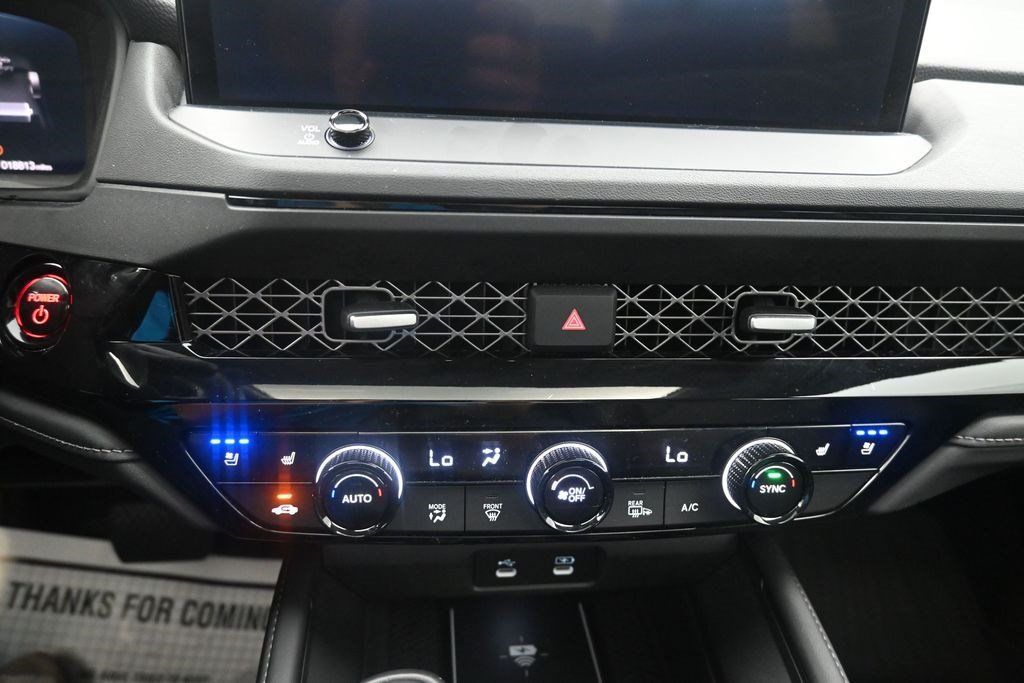Used 2024 Honda Accord Touring image 18