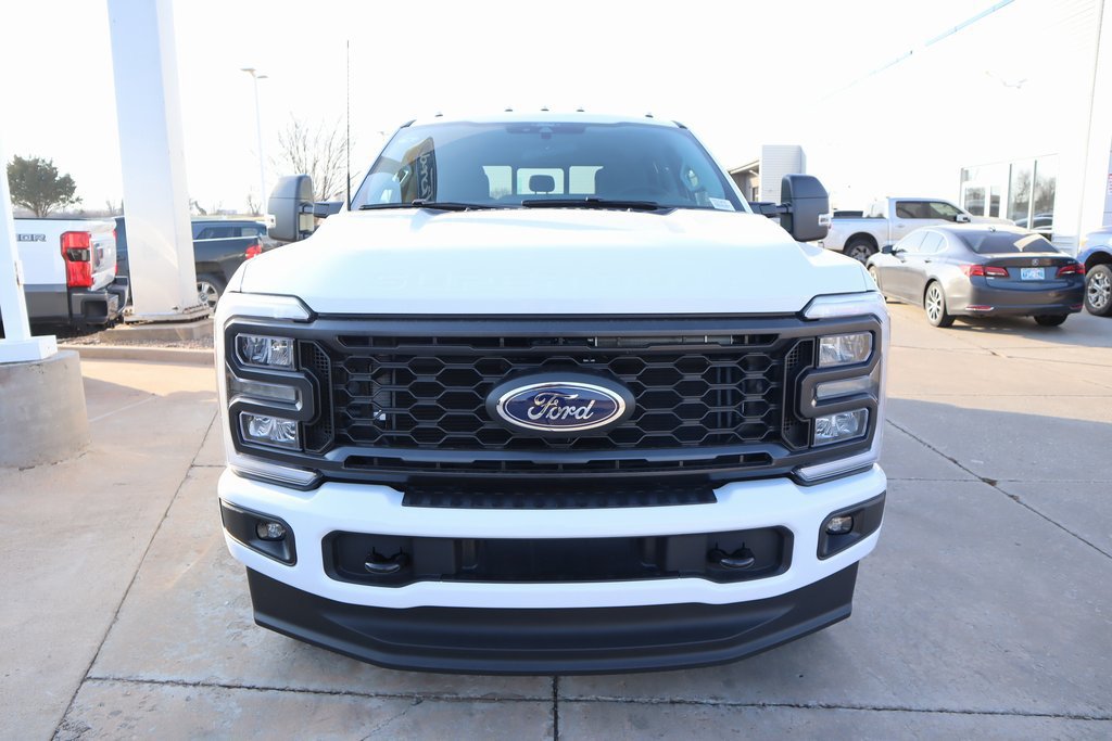 New 2026 Ford F250 XL w/ STX Appearance Package AWD/4WD image 9