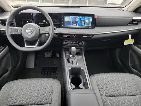 New 2026 Nissan Kicks SV image 17