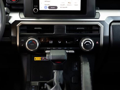Certified 2025 Toyota 4Runner TRD Off-Road AWD/4WD image 18