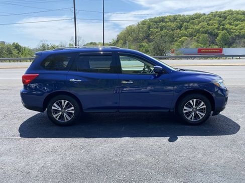 Used 2017 Nissan Pathfinder S AWD/4WD image 5