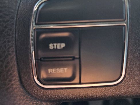 Used 2017 Jeep Wrangler Sport image 14