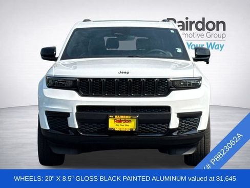 Used 2023 Jeep Grand Cherokee L Laredo AWD/4WD image 3