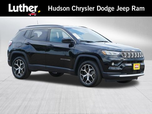 Used 2024 Jeep Compass Limited AWD/4WD image 1