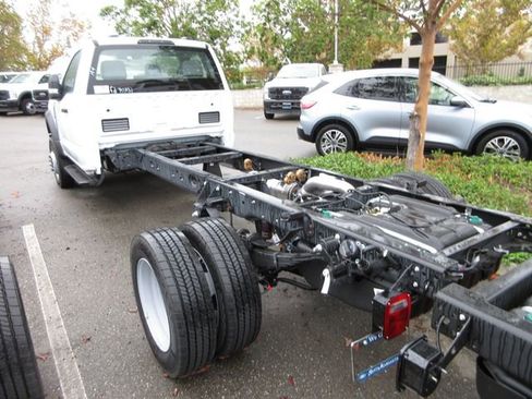 New 2025 Ford F450 XL image 2