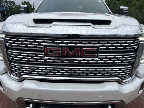 Used 2021 GMC Sierra 2500 Denali w/ Denali Ultimate Package AWD/4WD image 22