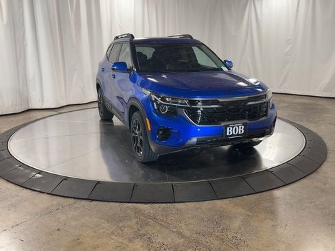 Certified 2025 Kia Seltos X-Line image 4