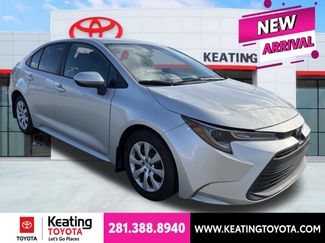 Used 2024 Toyota Corolla LE FWD video 1