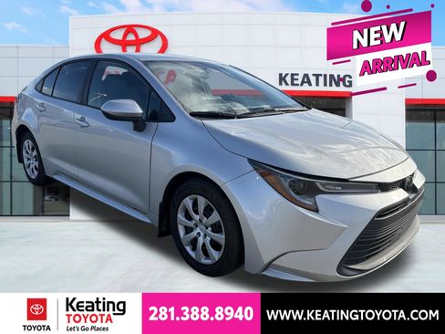 Used 2024 Toyota Corolla LE FWD image 1