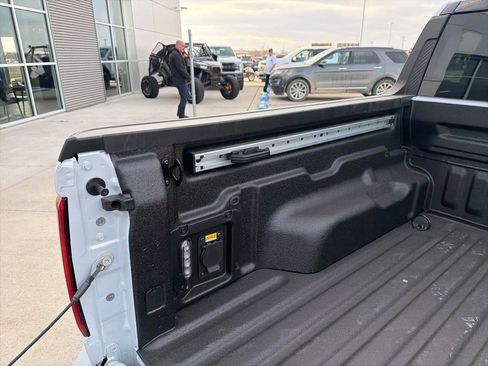 New 2026 Ford Maverick Lobo image 8