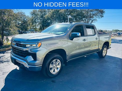 Used 2025 Chevrolet Silverado 1500 LT AWD/4WD image 7