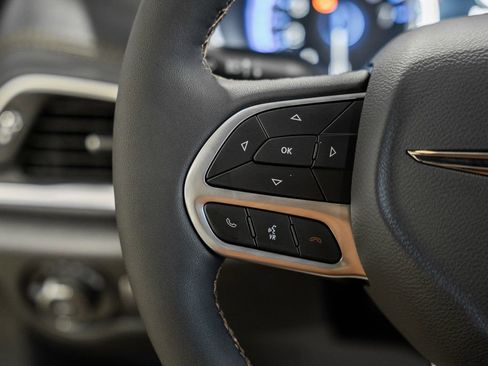 New 2026 Chrysler Pacifica Pinnacle image 30