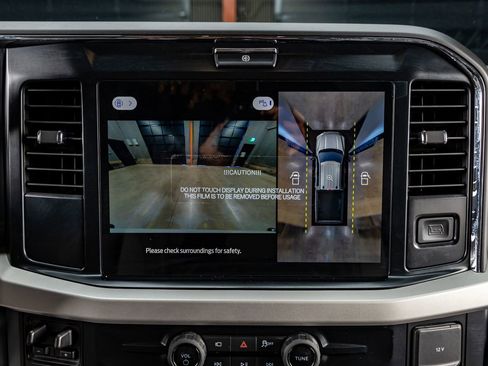 Used 2026 Ford F250 XLT w/ XLT Premium Package image 26