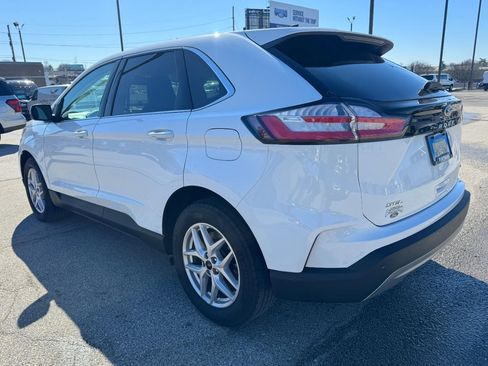 Certified 2024 Ford Edge SEL image 5