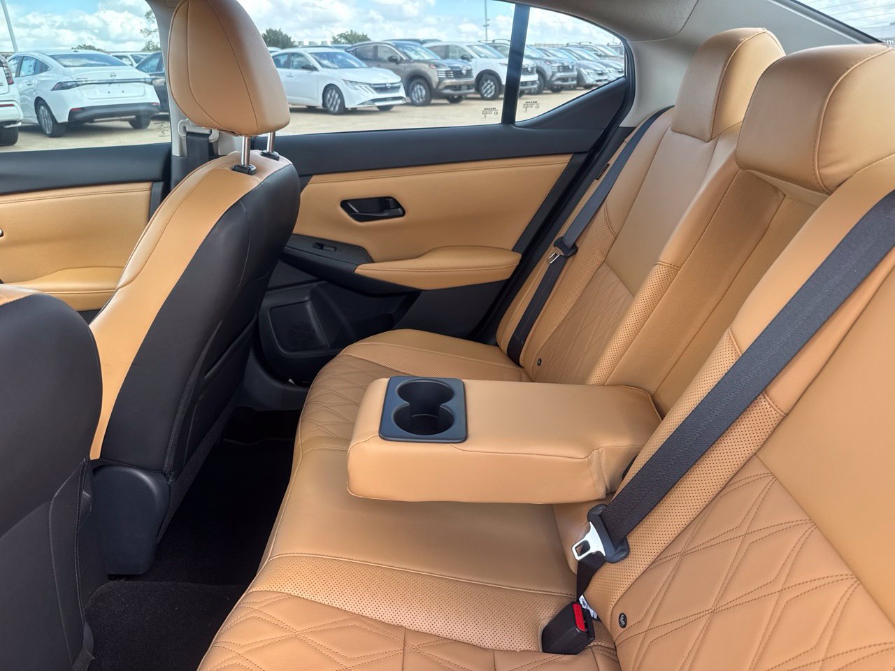 Certified 2025 Nissan Sentra SV w/ SV Premium Package FWD image 43