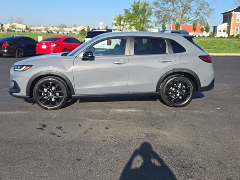 Used 2025 Honda HR-V Sport image 4