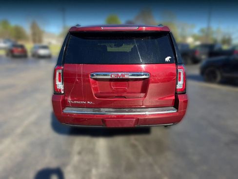 Used 2016 GMC Yukon XL Denali w/ Open Road Package AWD/4WD image 6