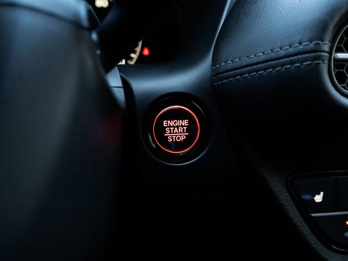 Certified 2025 Honda HR-V EX-L image 25