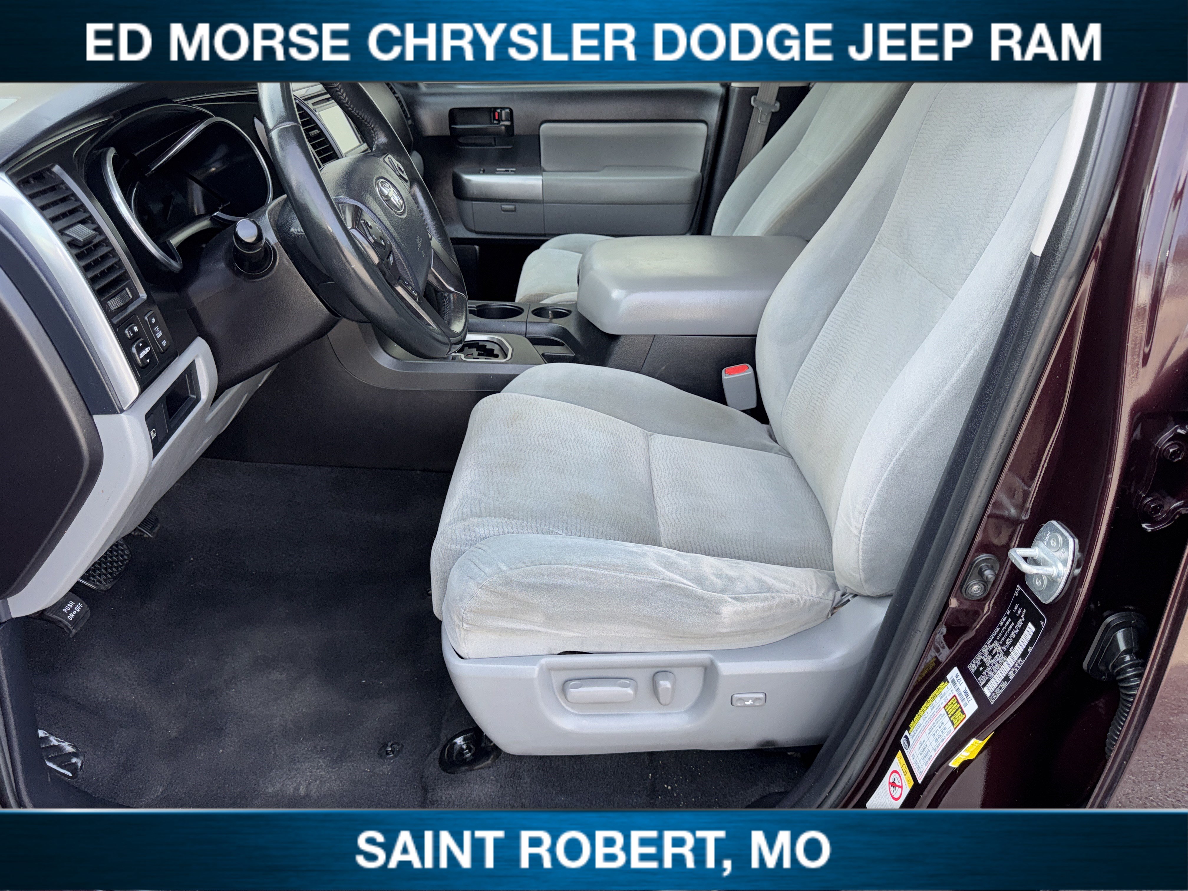 Used 2019 Toyota Sequoia SR5 AWD/4WD image 26