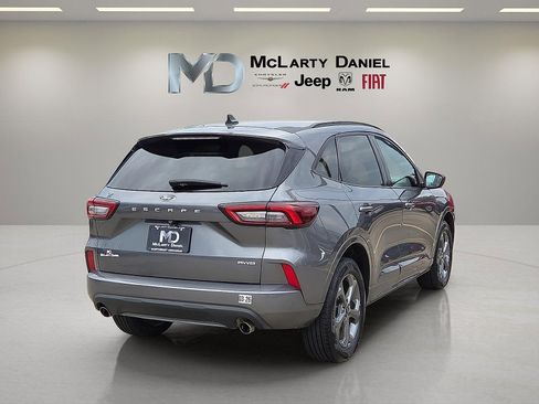 Used 2024 Ford Escape ST-Line image 5