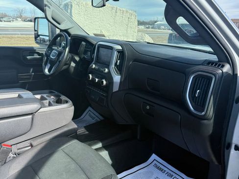 Used 2022 GMC Sierra 2500 SLE w/ SLE Convenience Package image 27