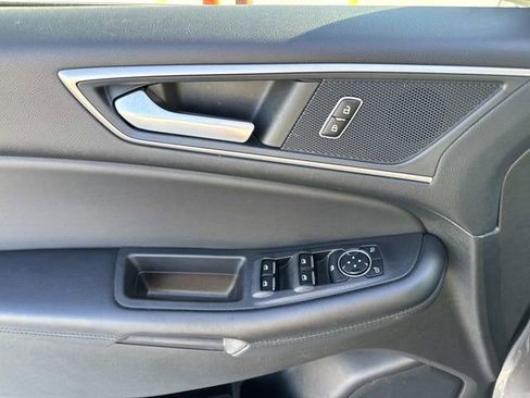 Used 2023 Ford Edge SEL image 20