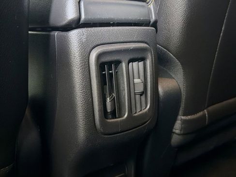 Used 2018 Jeep Compass Limited w/ Navigation Group image 26