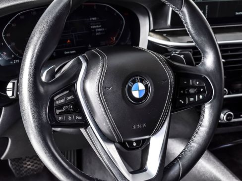 Used 2023 BMW 530i xDrive w/ Premium Package AWD/4WD image 18