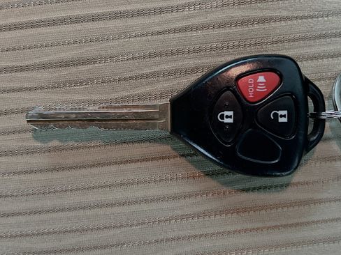 Used 2014 Toyota Venza LE image 34