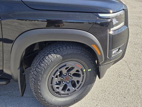 New 2026 Nissan Frontier Pro-X image 6