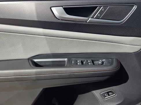 New 2026 Volkswagen Atlas Peak Edition image 17