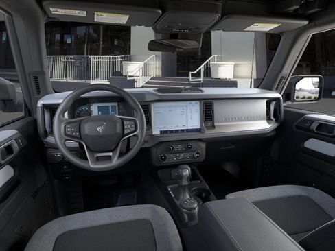 New 2025 Ford Bronco 2-Door image 9