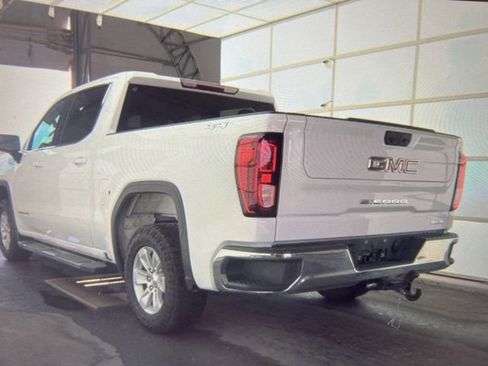 Used 2024 GMC Sierra 1500 SLE image 4