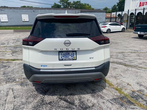Used 2023 Nissan Rogue SV FWD image 6