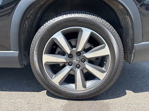 Used 2023 Honda Pilot Elite image 9