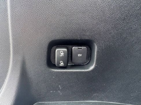 Used 2023 Ford Edge SEL w/ Cold Weather Package AWD/4WD image 9