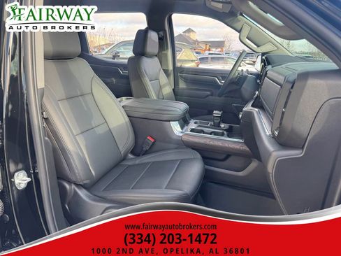 Used 2024 GMC Sierra 1500 SLT w/ SLT Premium Plus Package AWD/4WD image 25