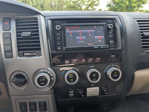 Used 2014 Toyota Sequoia Platinum AWD/4WD image 16