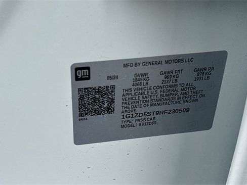 Used 2024 Chevrolet Malibu LT image 40