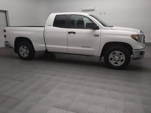Used 2020 Toyota Tundra SR5 w/ SR5 Upgrade Package image 11