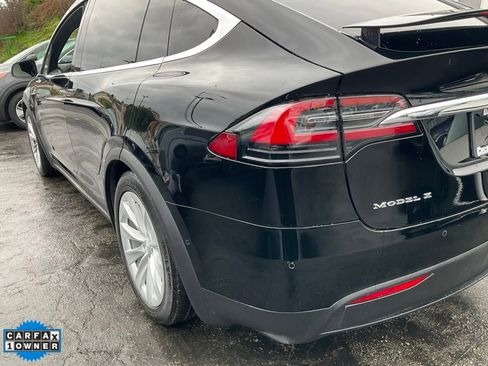 Used 2018 Tesla Model X 75D image 83